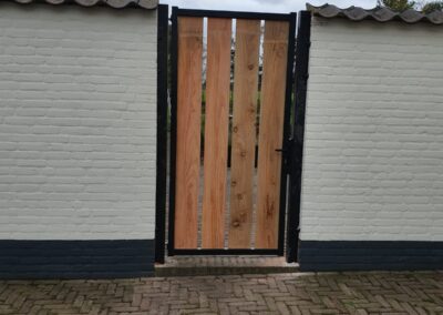 Openzicht houten poort